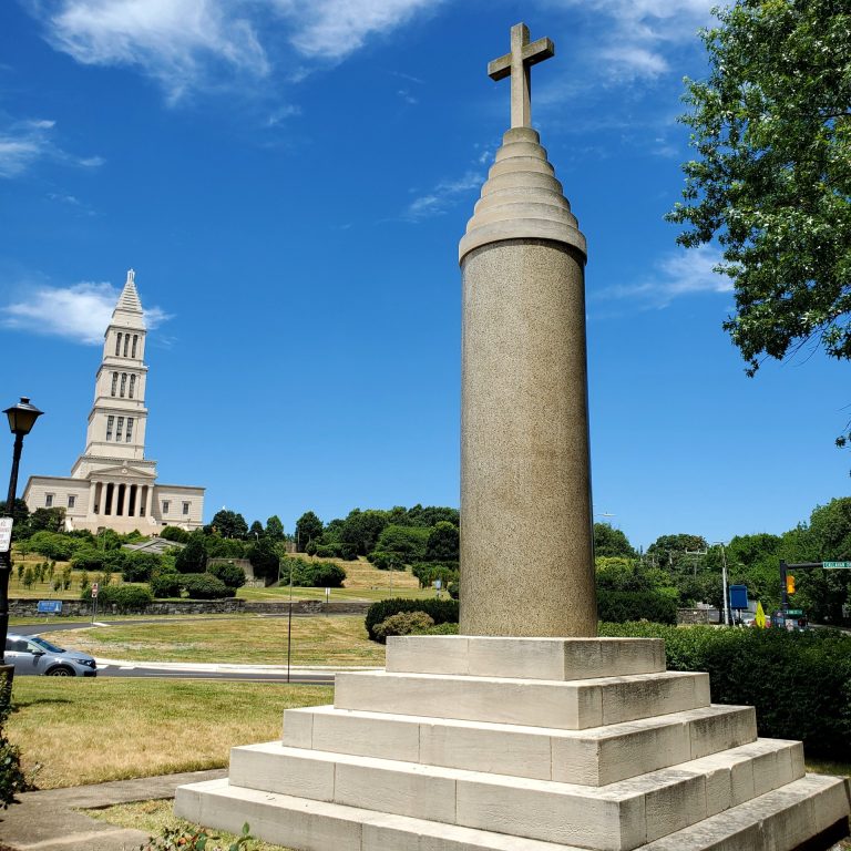 CITY OF ALEXANDRIA 1940 WAR DEAD MONUMENT
