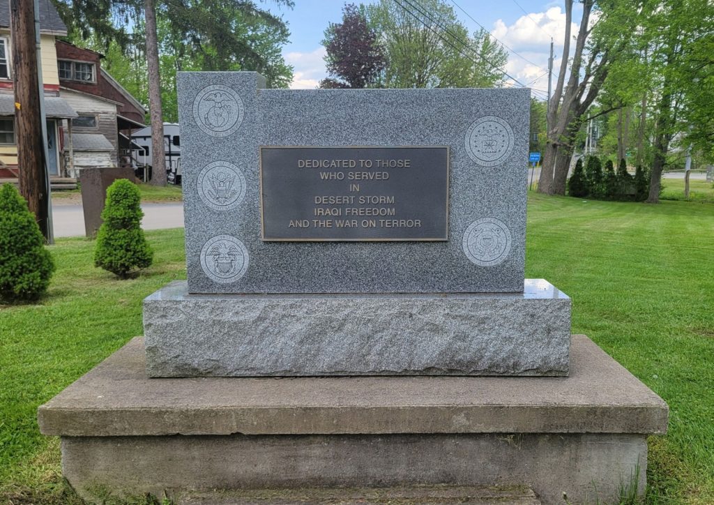 DESERT STORM IRAQI FREEDOM AND THE WAR ON TERROR MEMORIAL FRONT