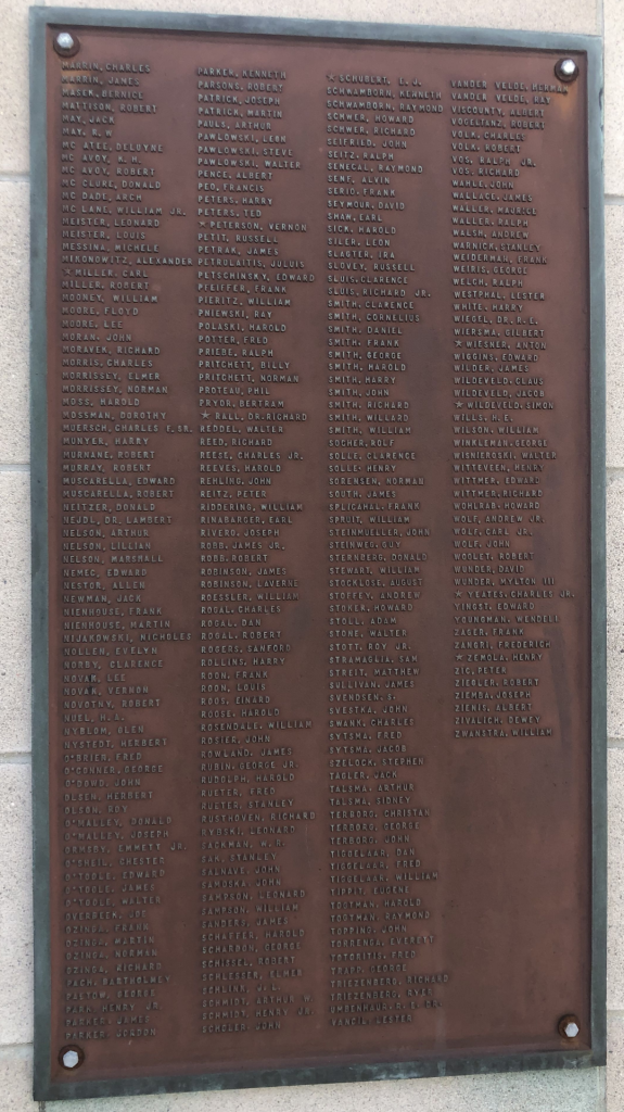 EVERGREEN PARK WAR VETERANS MEMORIAL PLAQUE C