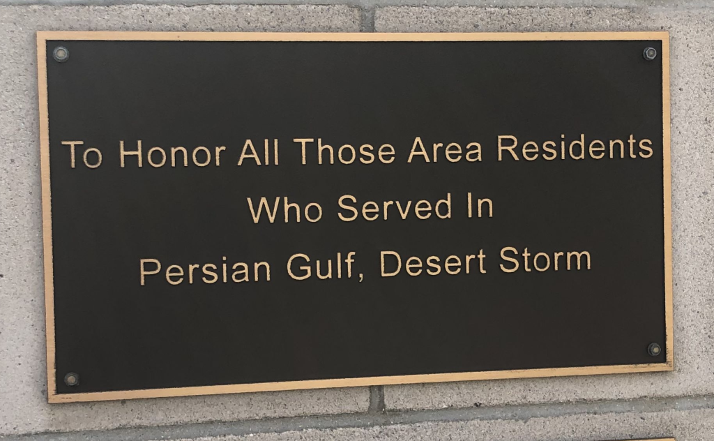 EVERGREEN PARK WAR VETERANS MEMORIAL PLAQUE H