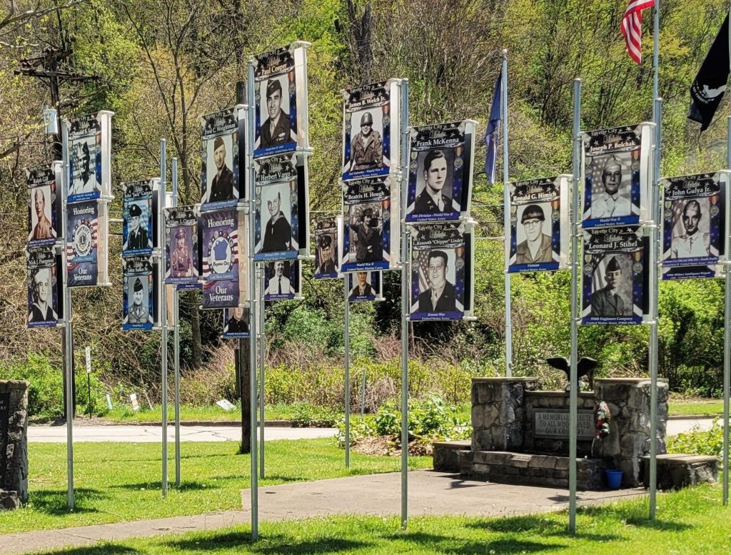 FAYETTE CITY WAR MEMORIAL BANNERS