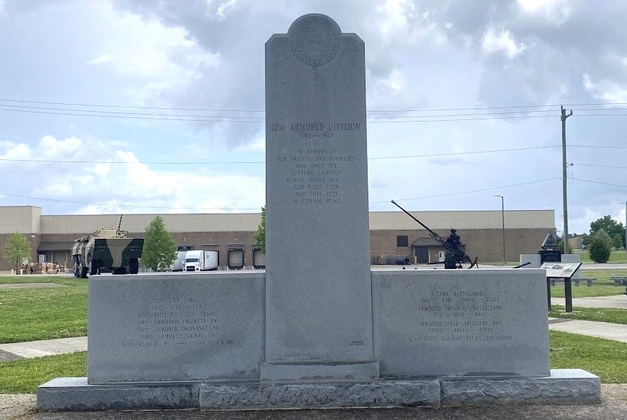 FORT CAMPBELL 12TH ARMORED DIVISION WAR MEMORIAL