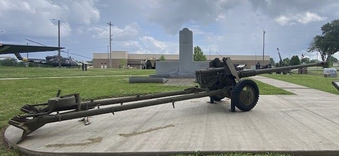FORT CAMPBELL ENEMY ARTILLERY WAR MEMORIAL GUN