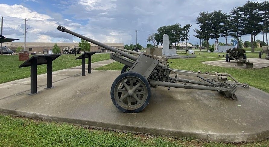 FORT CAMPBELL PAK 38 5CM ANTITANK GUN MEMORIAL