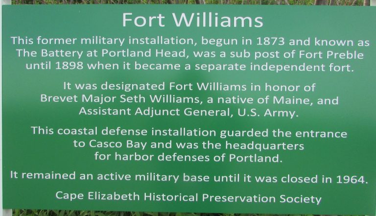FORT WILLIAMS MEMORIAL PLAQUE
