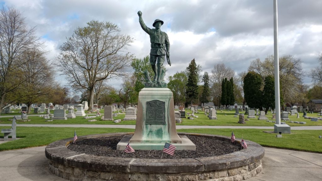 FOSTORIA AND VICINITY WORLD WAR VETERANS MEMORIAL