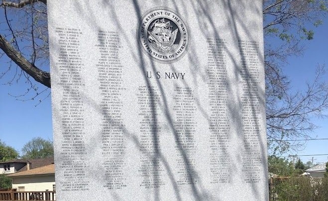 FRANKLIN PARK VETERANS MEMORIAL STONE B