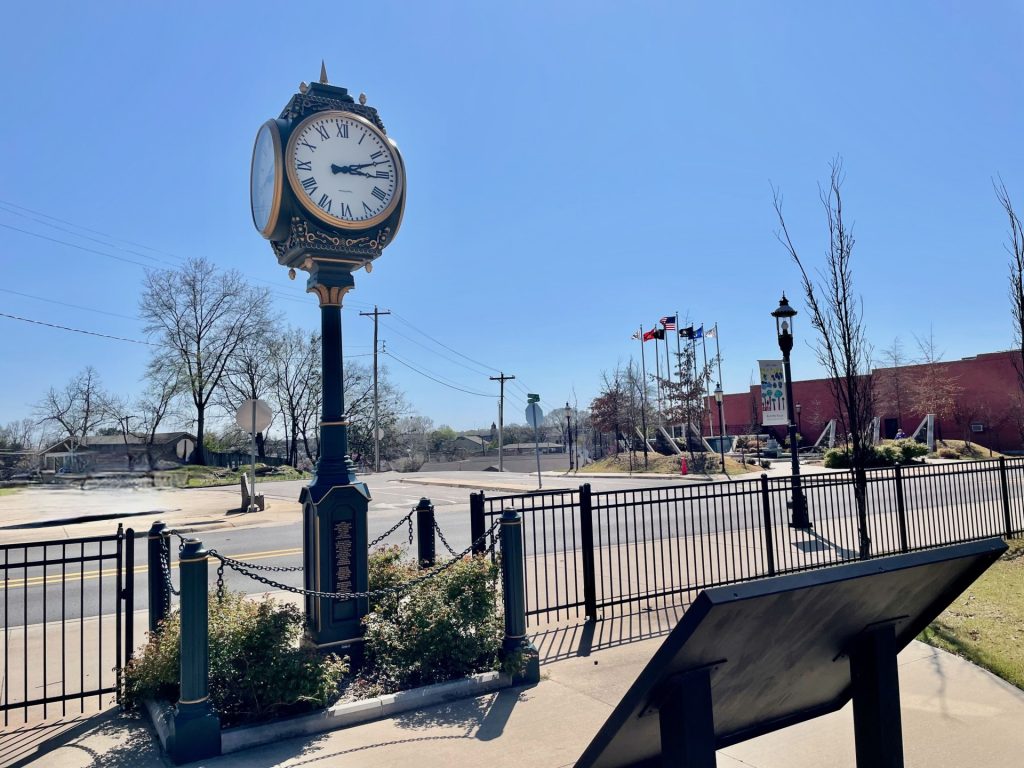 GFWC WOMEN’S LEAGUE VETERANS MEMORIAL