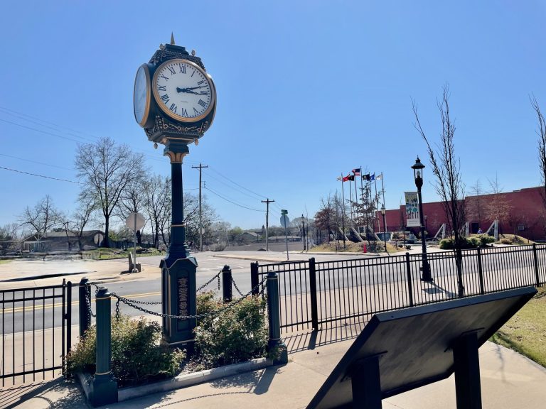 GFWC WOMEN’S LEAGUE VETERANS MEMORIAL