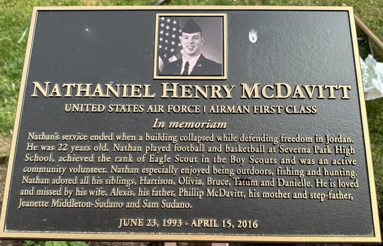 GOLD STAR FAMILY MEMORIAL GAZEBO PLAQUE E