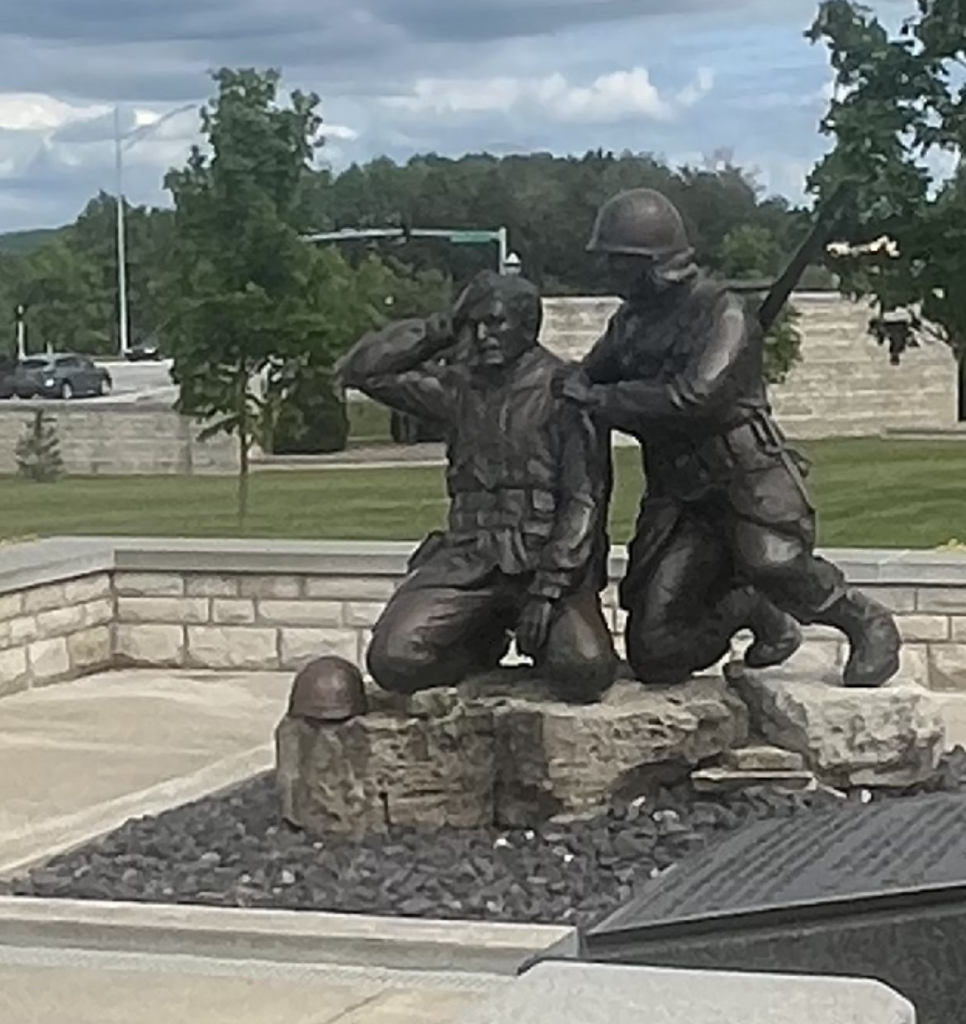 HOLLISTER THE KOREAN WAR MEMORIAL STATUES