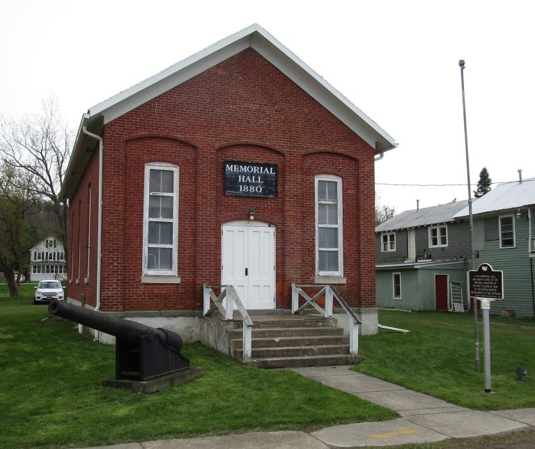 HUNT G.A.R. MEMORIAL HALL