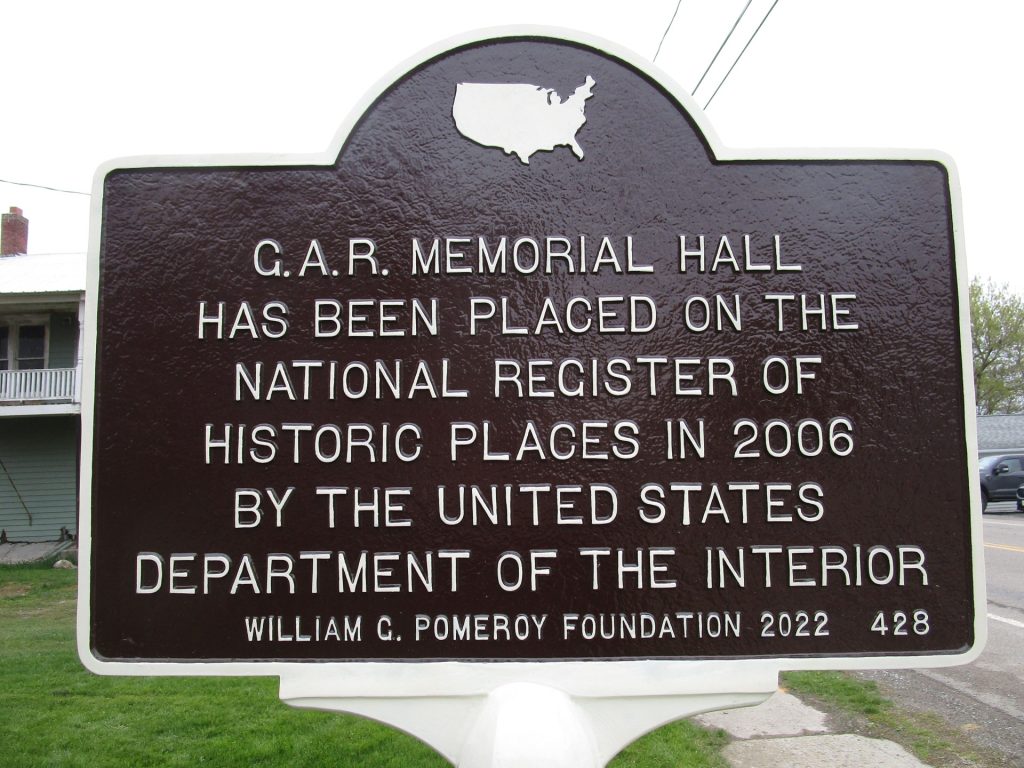 HUNT G.A.R. MEMORIAL HALL MARKER