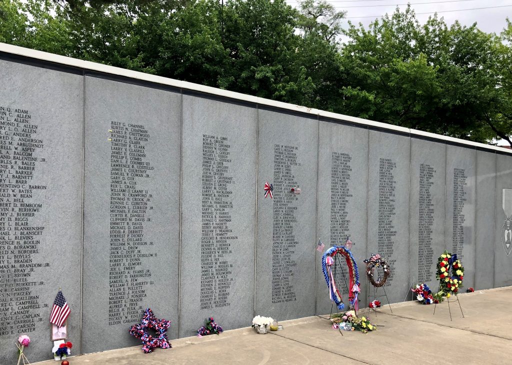 KANSAS CITY VIETNAM VETERANS MEMORIAL FOUNTAIN WALL