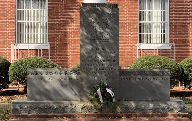 LOWNDER COUNTY WAR VETERANS MEMORIAL