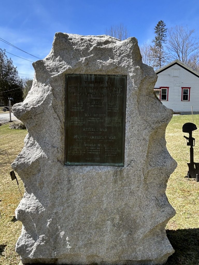 MCDONOUGH U.S. WAR VETERANS MEMORIAL
