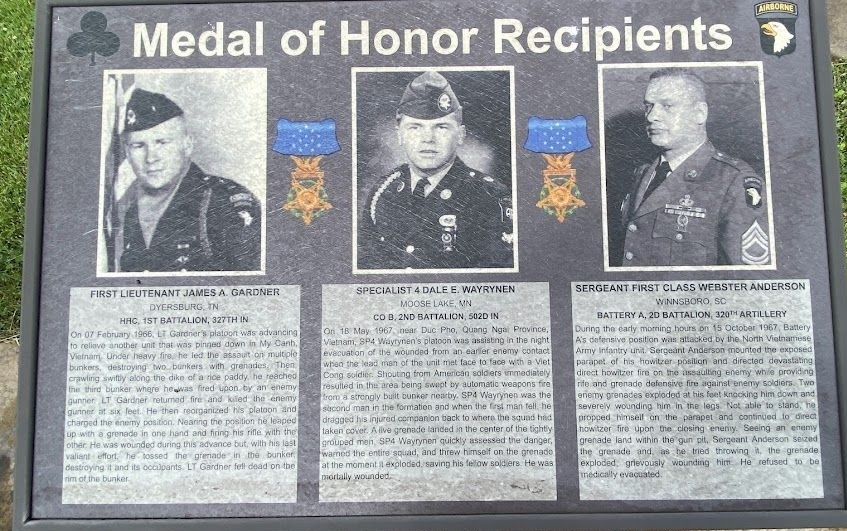 MEDAL OF HONOR RECIPIENTS AIRBORNE WAR MEMORIAL PANEL II