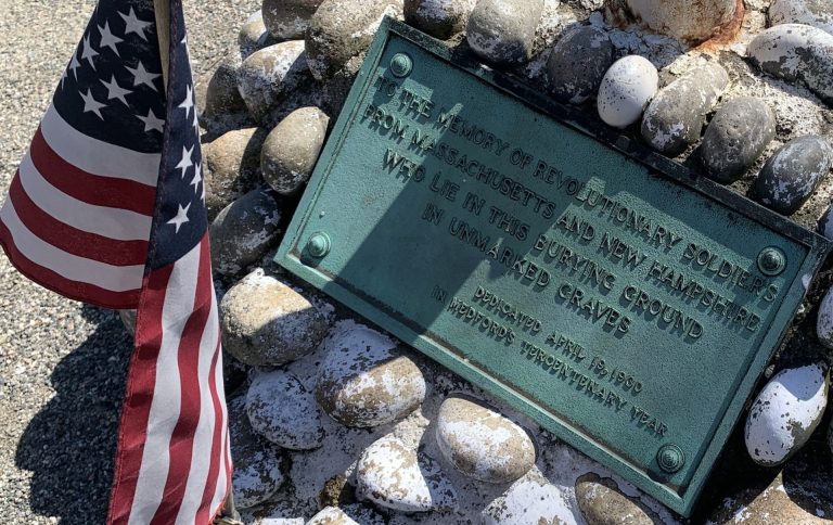 MEDFORD REVOLUTIONARY WAR MEMORIAL PLAQUE