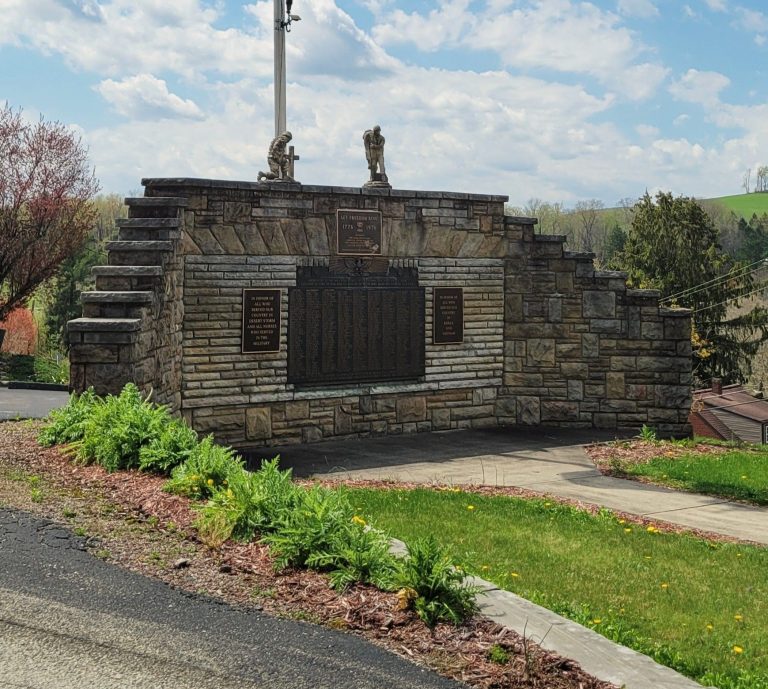 NEW SALEM WAR VETERANS MEMORIAL
