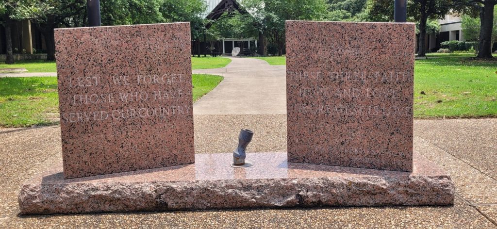 PILOT CLUB OF BAYTOWN VETERANS MEMORIAL