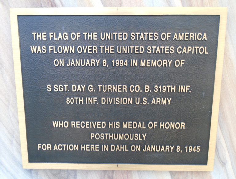 S SGT. DAY G. TURNER MEDAL OF HONOR WAR MEMORIAL PLAQUE