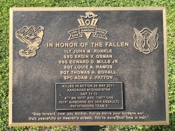 TASK FORCE WINGS AIRBORNE RANGER WAR MEMORIAL PLAQUE