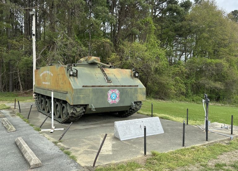 THESE DEAD SHALL NOT HAVE DIED IN VAIN WAR MEMORIAL TANK