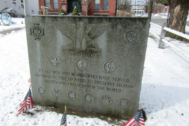 TO ALL MEN AND WOMEN WHO HAVE SERVED MANKIND VETERANS MEMORIAL