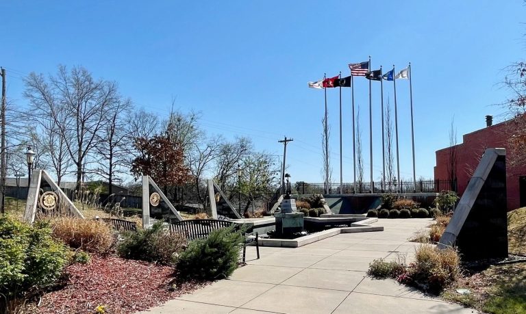 VAN BUREN VETERAN’S MEMORIAL PLAZA