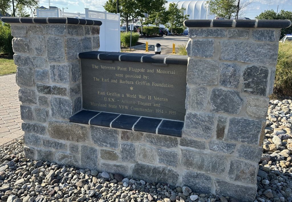 VETERANS POINT MEMORIAL STONE B