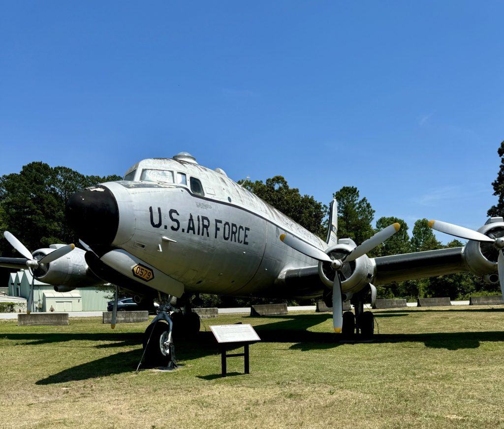 WARNER ROBINS C-54G “SKYMASTER” MEMORIAL AIRCRAFT