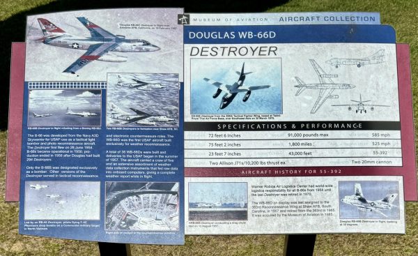 WARNER ROBINS DOUGLAS WB-66D MEMORIAL AIRCRAFT PLAQUE