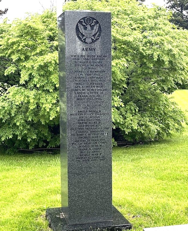 WOODLAWN CEMETERY ARMED SERVICES MEMORIAL SHAFT D