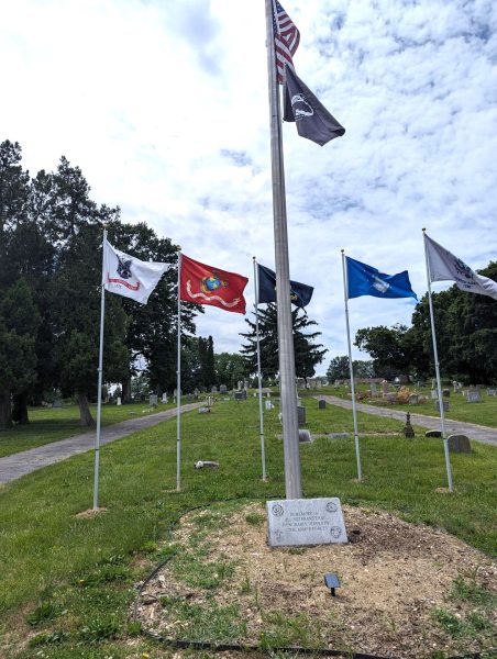 YORK ALL VETERANS MEMORIAL FLAGPOLE