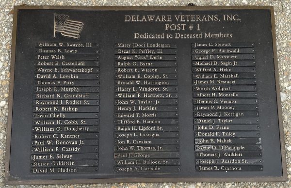 DELAWARE VETERANS DECEASED MEMBERS MEMORIAL PLAQUE E