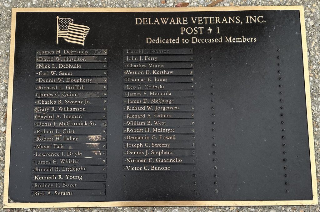 DELAWARE VETERANS DECEASED MEMBERS MEMORIAL PLAQUE F