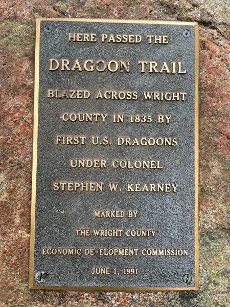 DRAGOON TRAIL MEMORIAL PLAQUE BELMOND