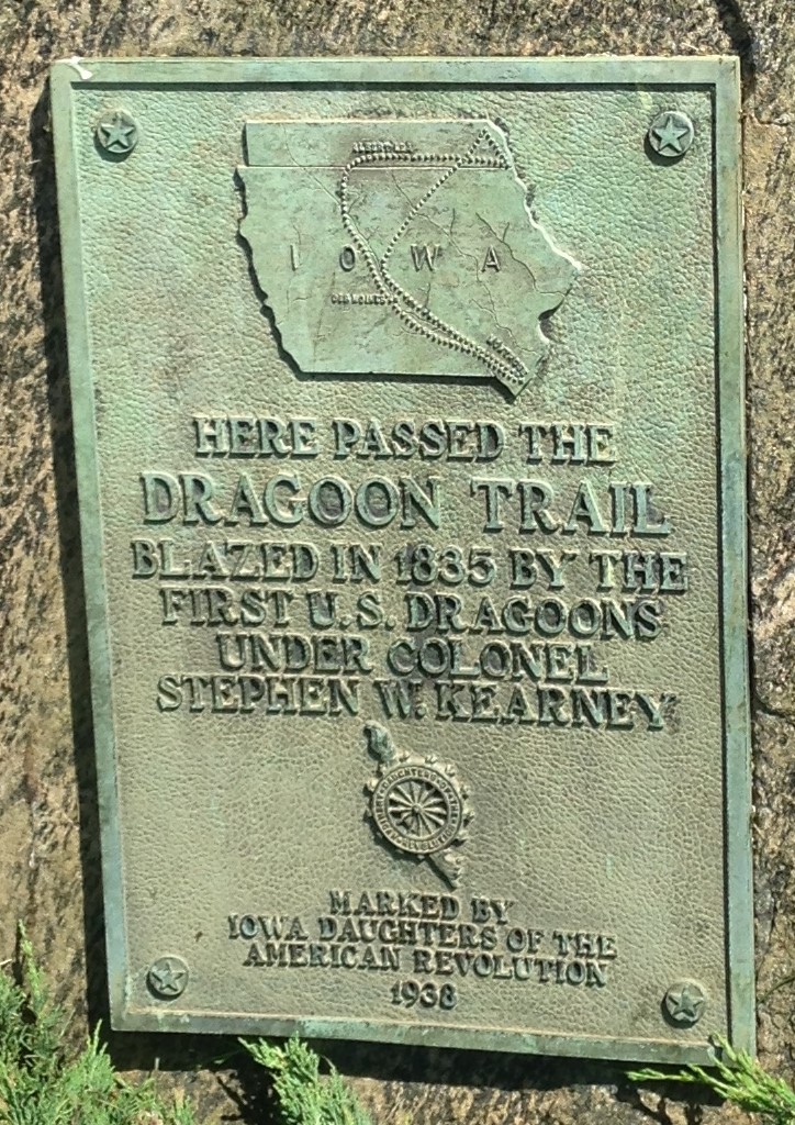 DRAGOON TRAIL MEMORIAL PLAQUE BOONE