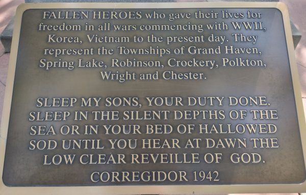 FALLEN HEROES WHO GAVE THEIR LIVES WAR MEMORIAL PLAQUE
