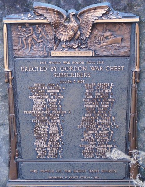 GORDON WORLD WAR MEMORIAL PLAQUE