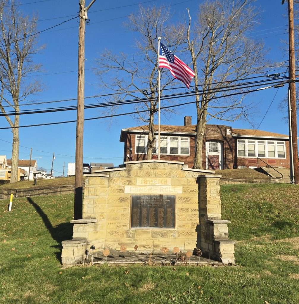 GROVETON HONOR ROLL MEMORIAL