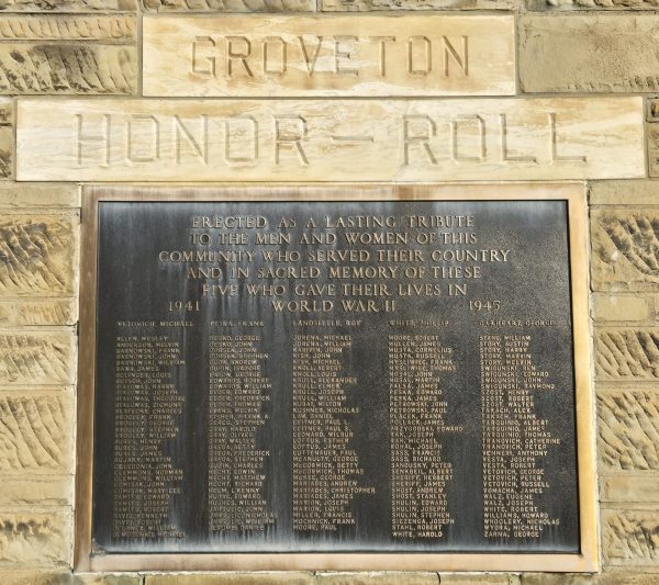 GROVETON HONOR ROLL MEMORIAL CLOSE-UP