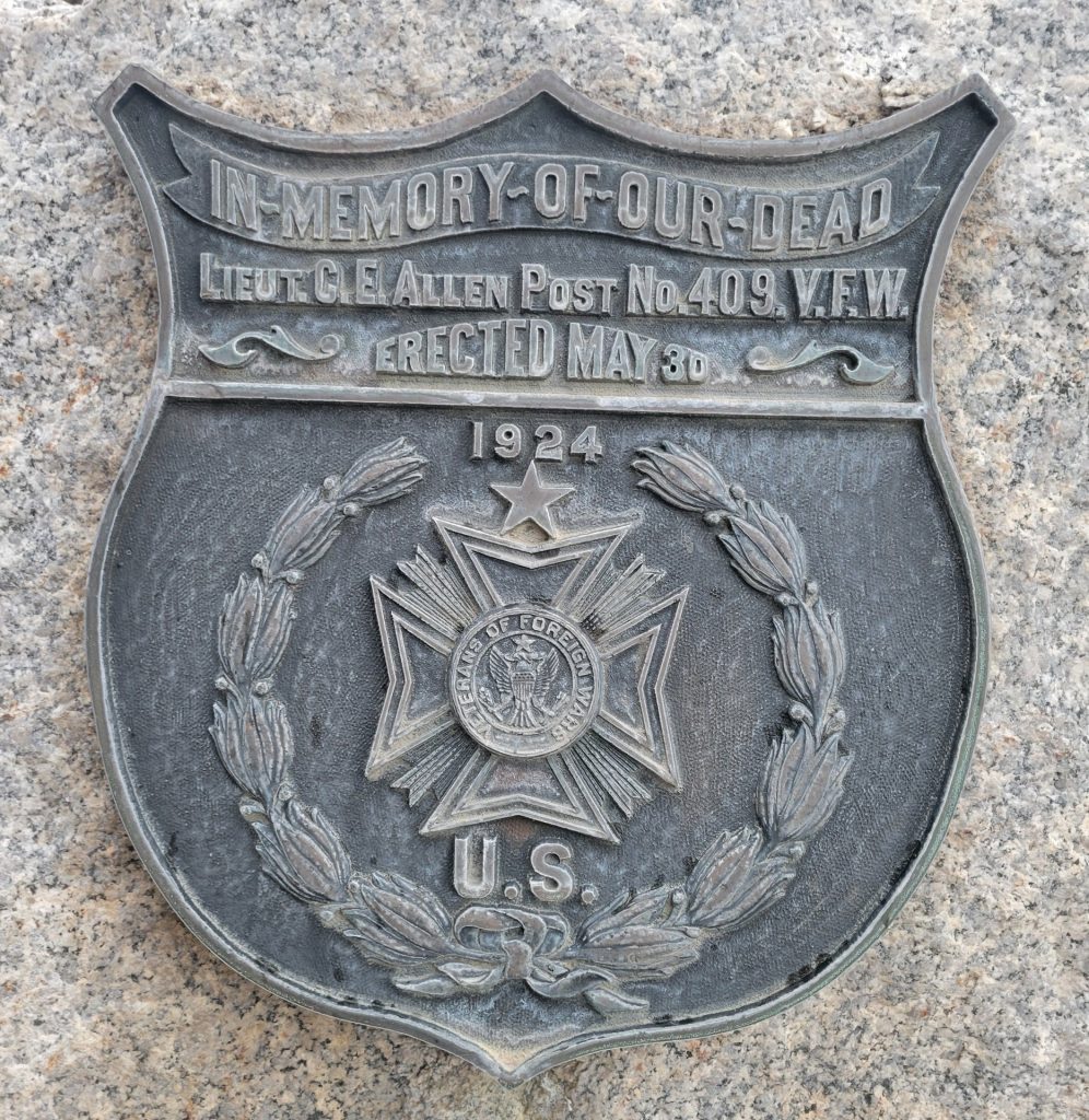 IN MEMORY OF OUR DEAD WAR MEMORIAL PLAQUE A