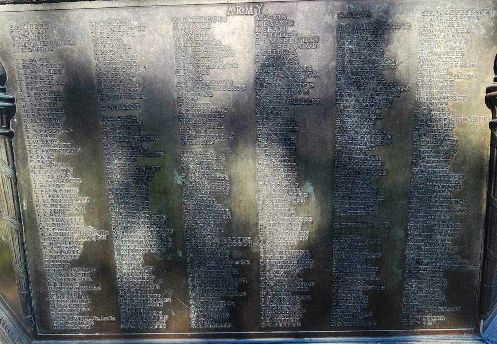 LOUISIANA ROLL OF HONOR WORLD WAR MEMORIAL FLAGPOLE G