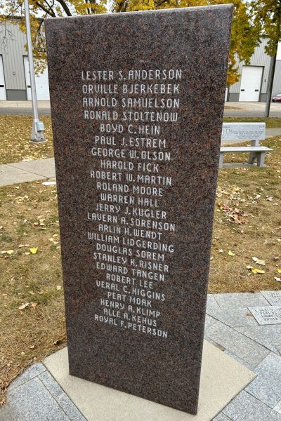 OTTERTAIL COUNTY WAR VETERANS MEMORIAL STONE D