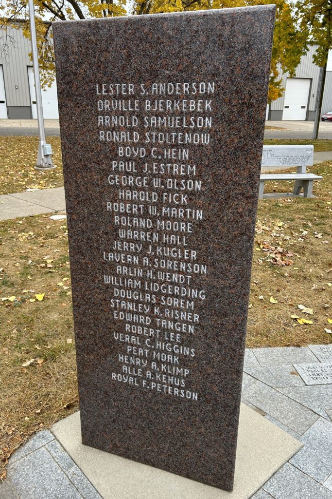 OTTERTAIL COUNTY WAR VETERANS MEMORIAL STONE D