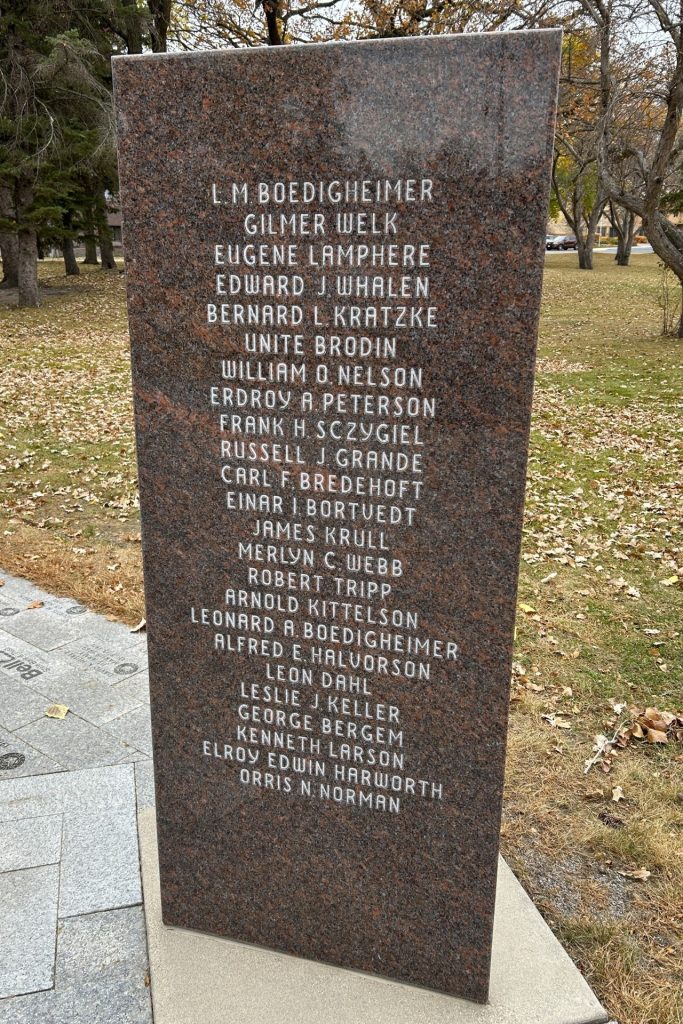OTTERTAIL COUNTY WAR VETERANS MEMORIAL STONE N