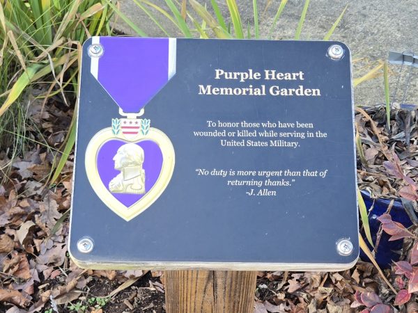 PURPLE HEART MEMORIAL GARDEN PLAQUE