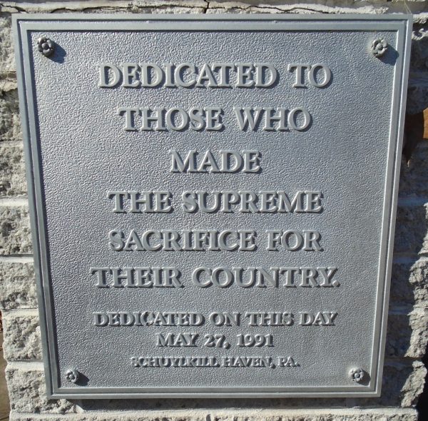 SCHUYLKILL HAVEN SUPREME SACRIFICE WAR MEMORIAL PLAQUE A