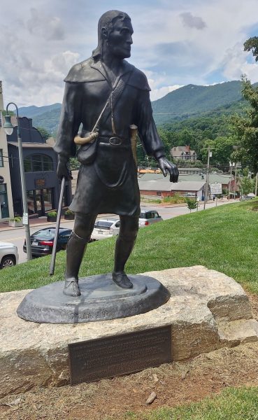 THE FIRST AMERICAN VETERANS MONUMENT STATUE